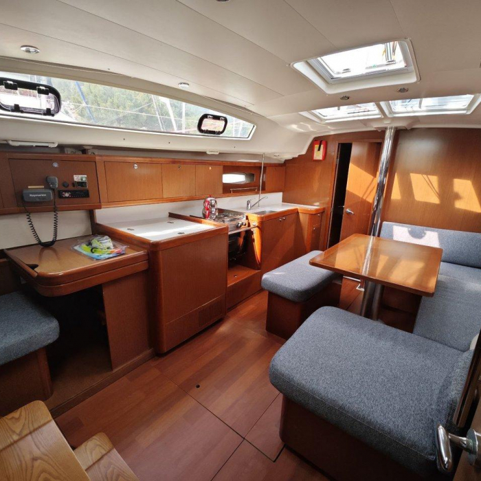 Violet | Oceanis 40 photo 22