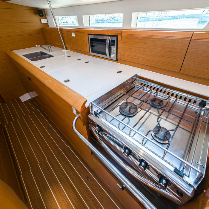 Elise af Sweden | Sun Odyssey 519 photo 3