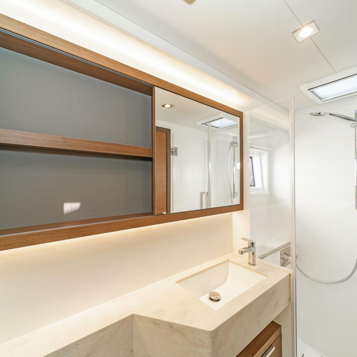 Reina (ONLY SKIPPERED) | Lagoon 50 A/C & GEN & WM photo 20