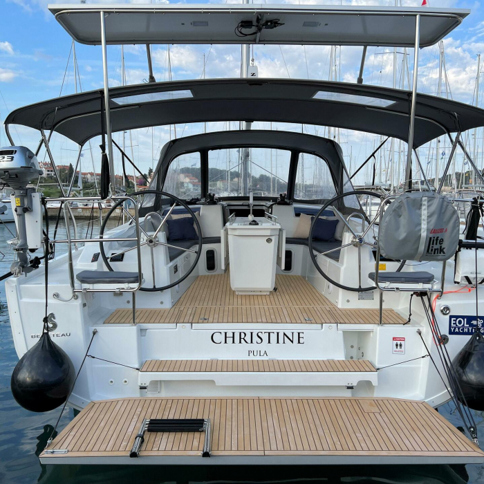 Christine | Oceanis 40.1 photo 10