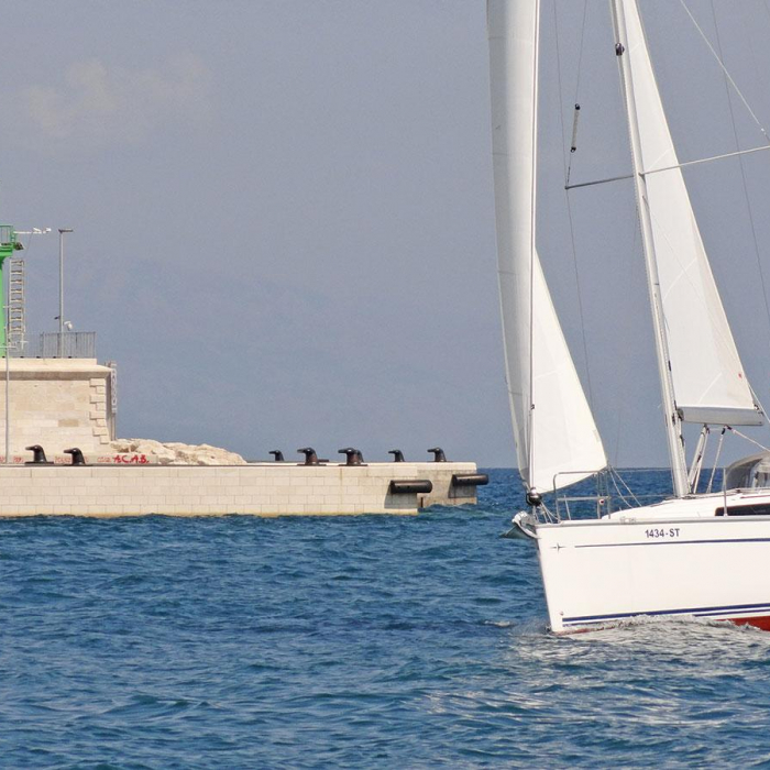 Tonkica | Bavaria Cruiser 34 photo 10