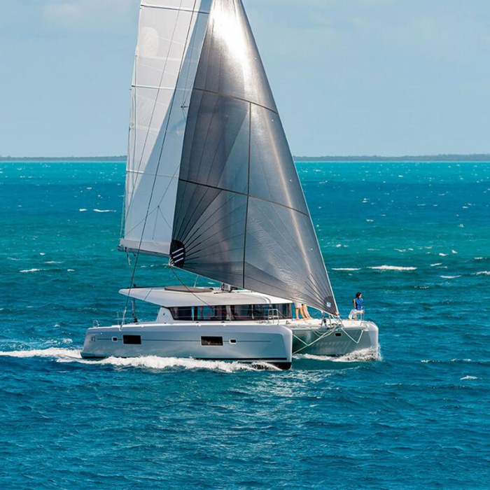 HeyBlue | Lagoon 42 photo 13