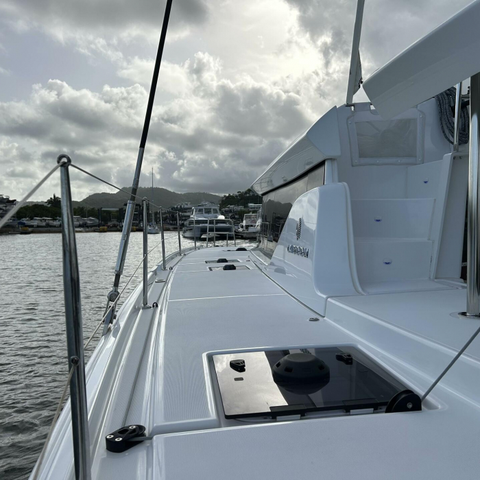 SUEÑOS | Lagoon 46 photo 7