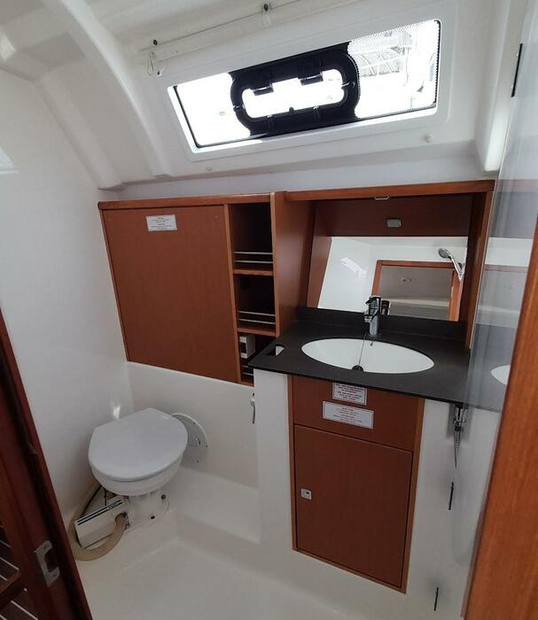 Nenemia | Bavaria 37 Cruiser photo 11