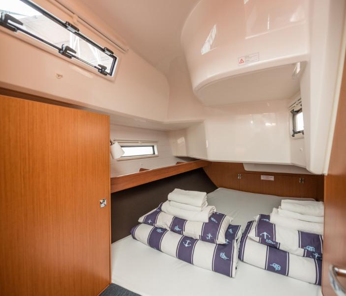 Rea | Bavaria Cruiser 37 photo 18