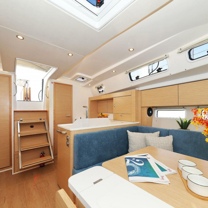 Amelie | Hanse 360 photo 3