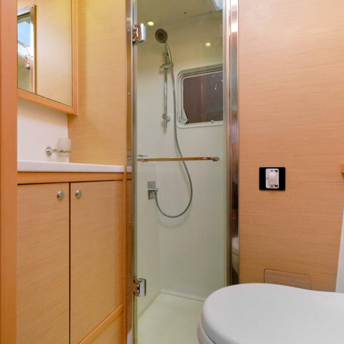 Neptuno | Lagoon 52F photo 19