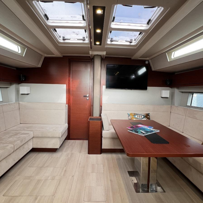 MiR | Hanse 548 photo 30