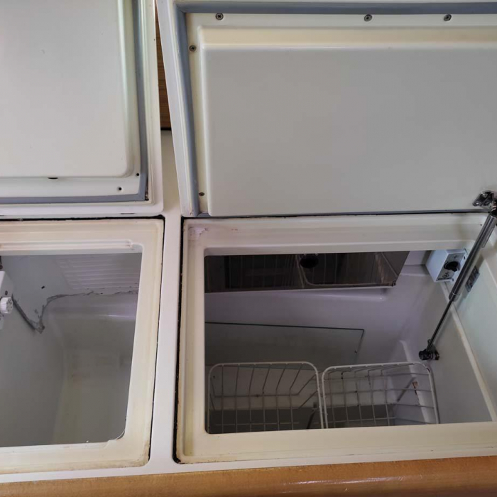 Miss Elli | Sun Odyssey 44i photo 16