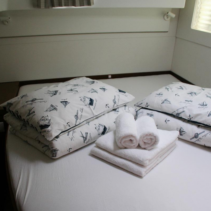 Wera of Sweden | Lagoon 40 photo 21