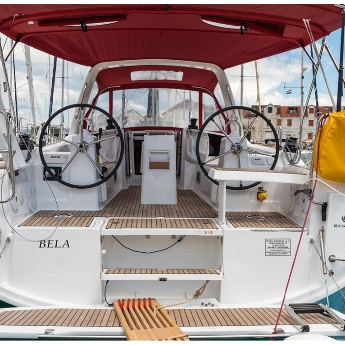 Bela | Oceanis 35.1 photo 8