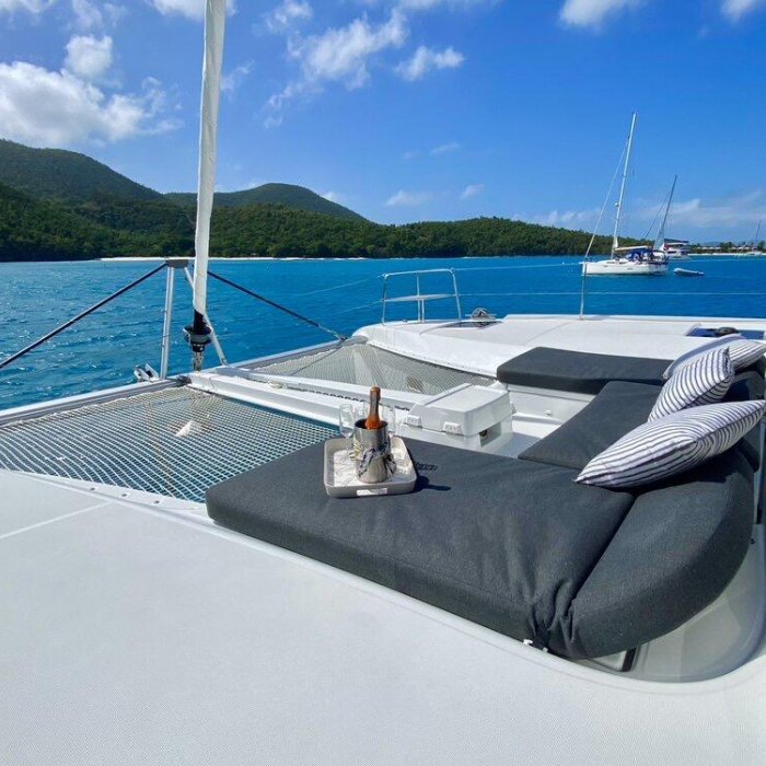 Maryna | Lagoon 46 photo 3