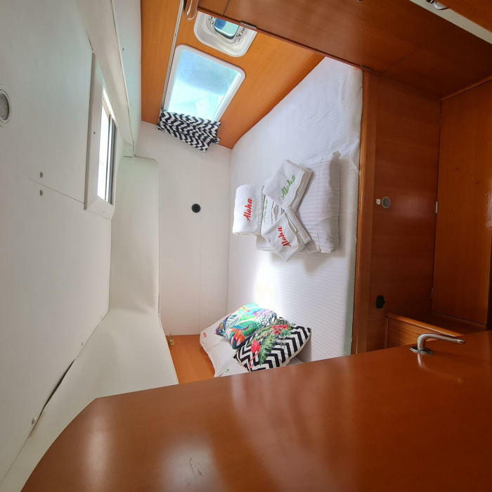 Aloha | Lagoon 410 S2 photo 22