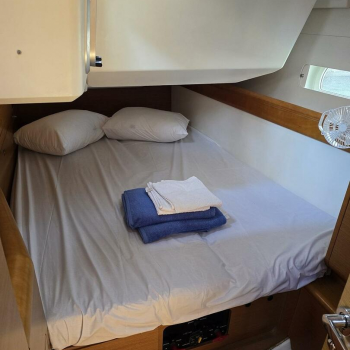 Electra | Sun Odyssey 469 photo 7