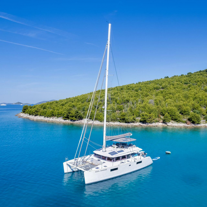 Cool Change | Lagoon 560 photo 10