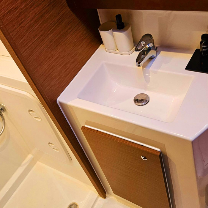 Kairos | Lagoon 42 photo 2