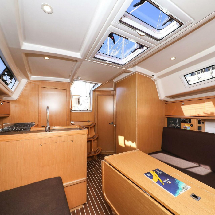 Lady One | Bavaria Cruiser 34 photo 24