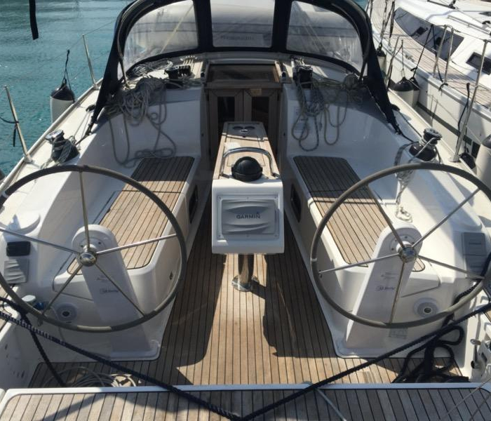 Menkar | Bavaria Cruiser 37 photo 2