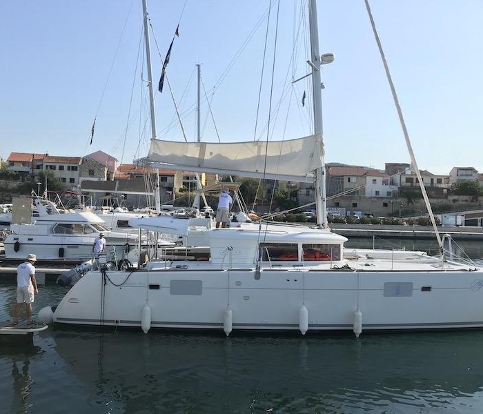 Majestic | Lagoon 450 photo 2