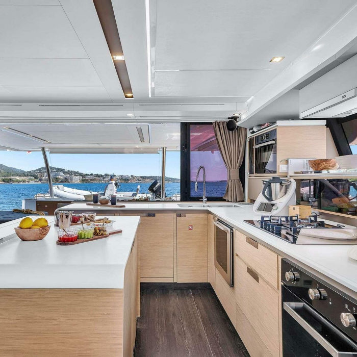 Neow | Alegria 67 photo 5