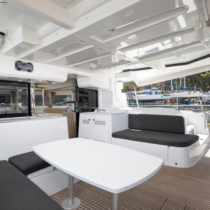 Manta Maris | Lagoon 46 photo 15