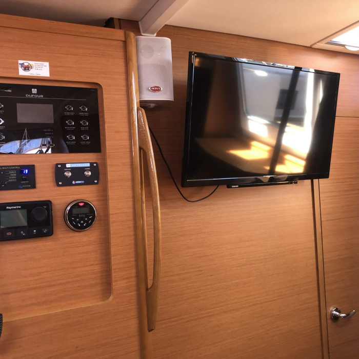 Edvige | Dufour 530 Owner's version photo 17