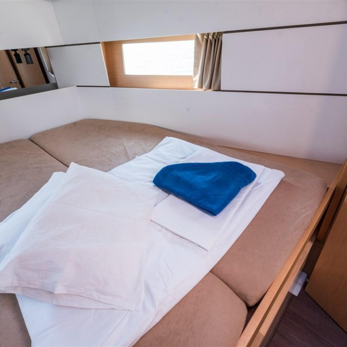 Rusalka | Oceanis 38 photo 2