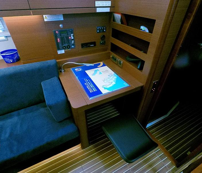 Alian | Hanse 508 photo 15