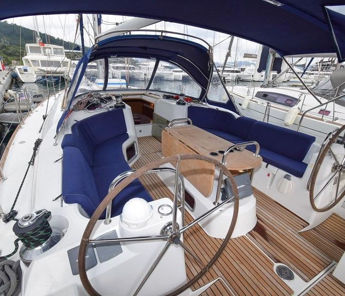 Loki | Sun Odyssey 44 i photo 10