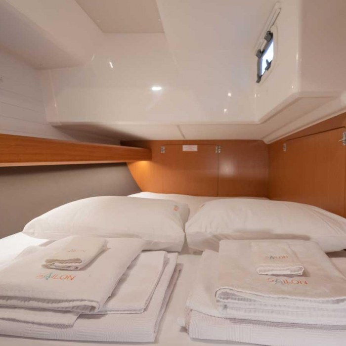 Classy | Bavaria Cruiser 46 photo 11