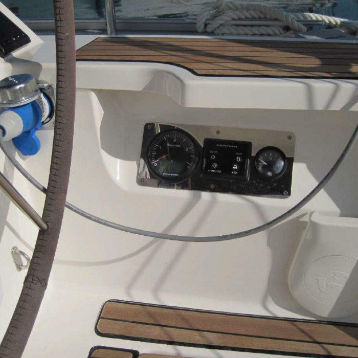 Economy | Bavaria Cruiser 41 photo 11