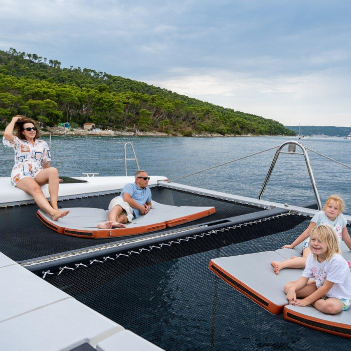 Orange | Luna 47 Power photo 16