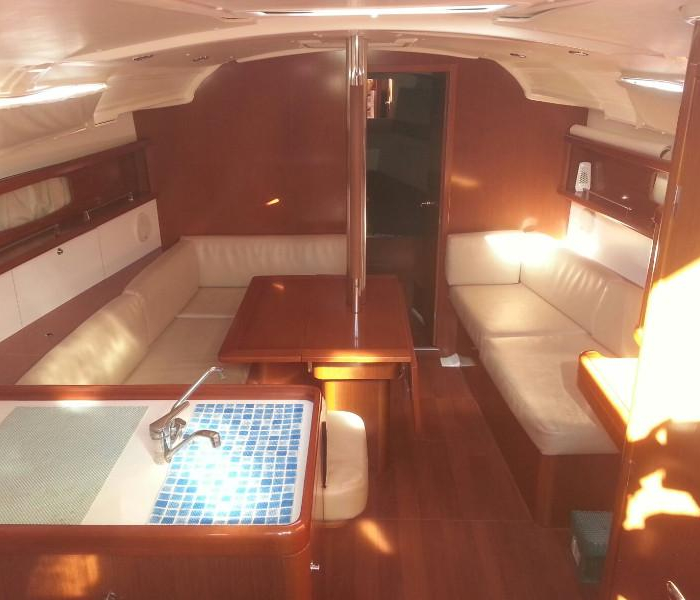 Romantica | Oceanis 37 photo 4