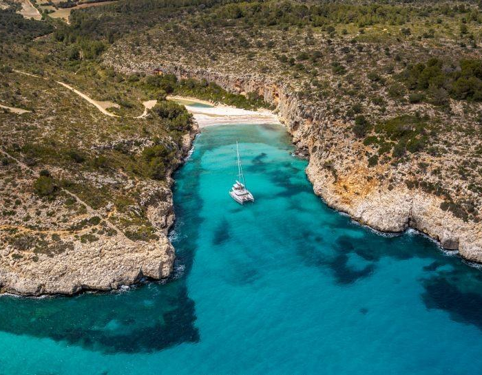 Hydrus | Lagoon 55 photo 4