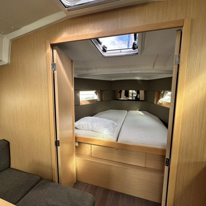 Delfino | Oceanis 38.1 photo 14