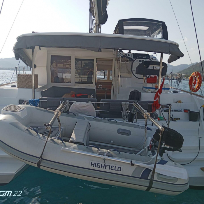 Shima | Lagoon 40 photo 5