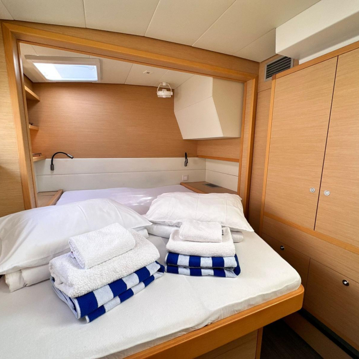 Madonna of Adriatic | Lagoon 52 F photo 9