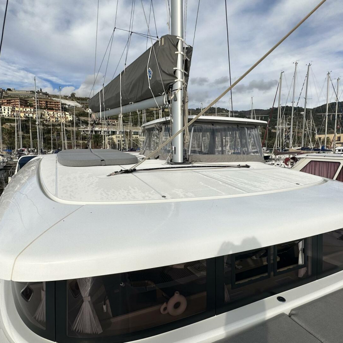 Veryta | Lagoon 42 photo 4