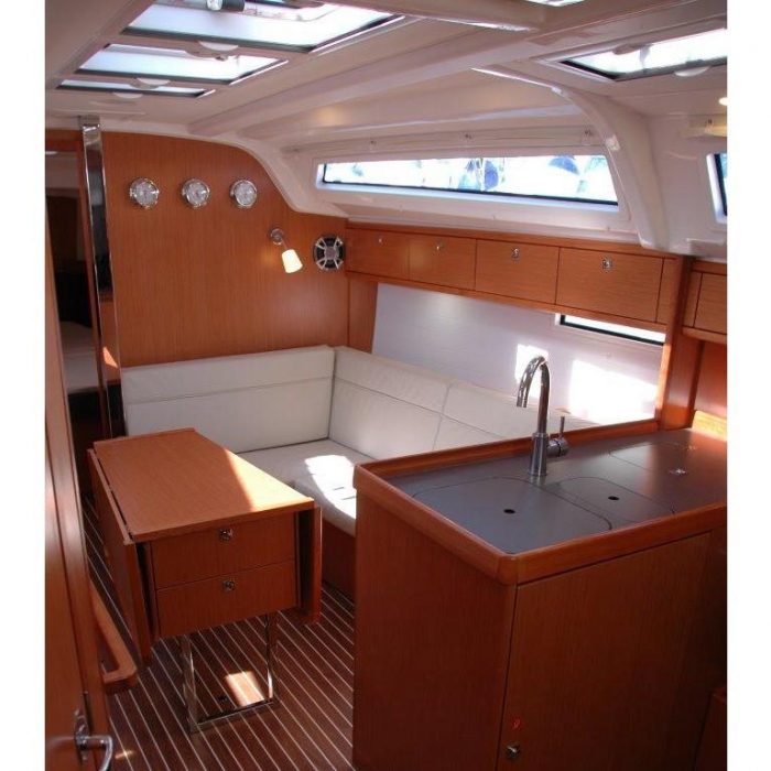 Venere | Bavaria Cruiser 37 photo 11