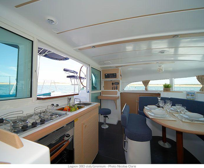 Naos | Lagoon 380 photo 11