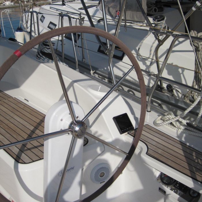 Economy | Bavaria Cruiser 37 photo 7