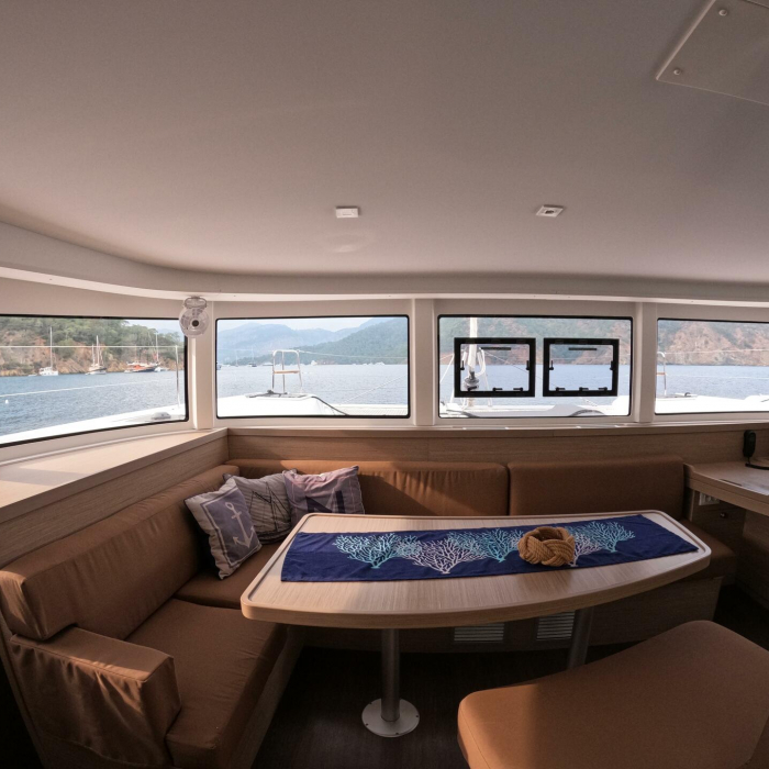 Ayza | Lagoon 42 photo 2