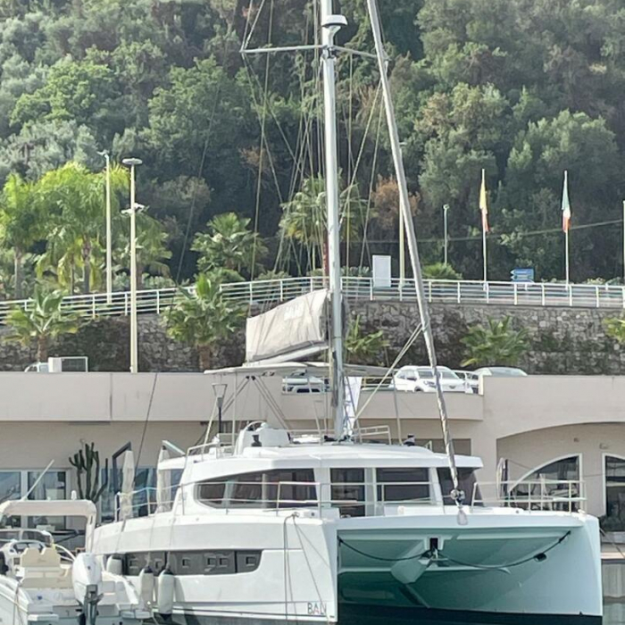 Silver Dolphin | Bali 4.8 Silver Dolphin photo 2