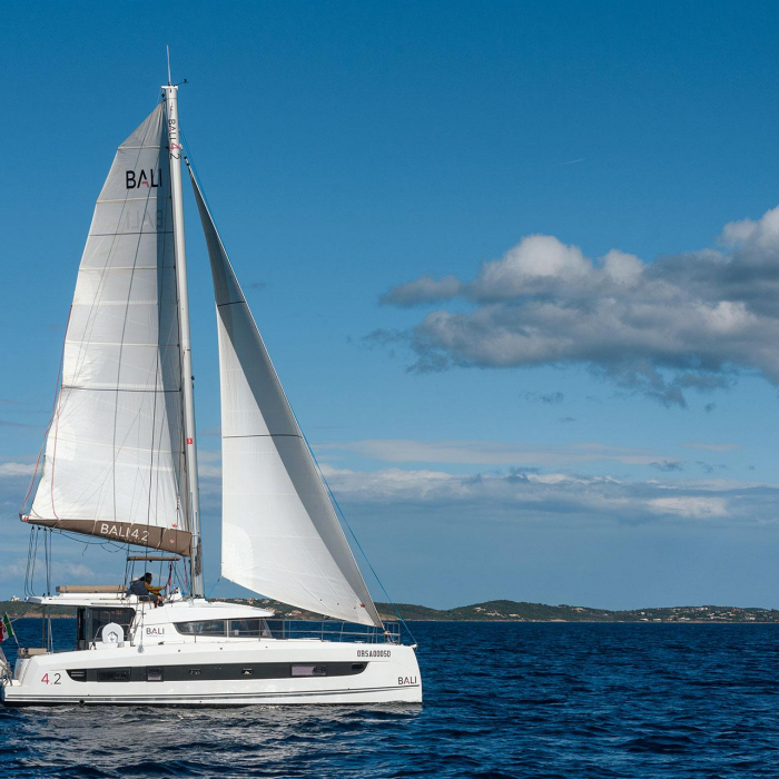 ORSA 5 - A/C, Generator, Water maker | Bali 4.2 photo 28