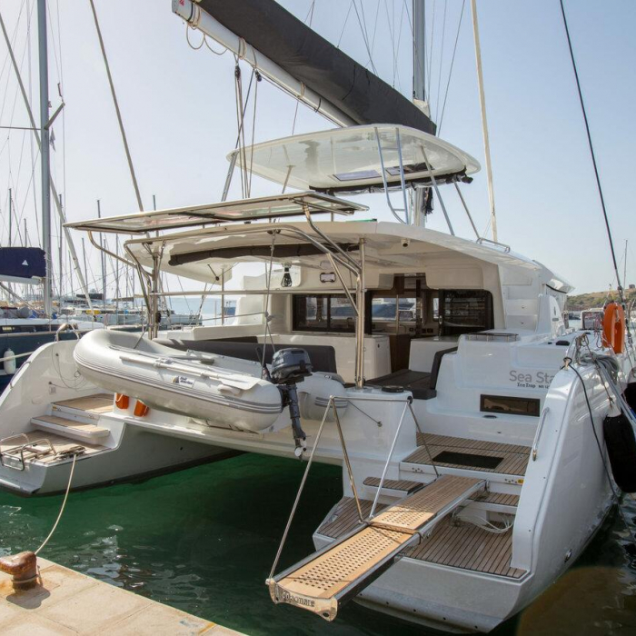 Sea Star | Lagoon 46 photo 1