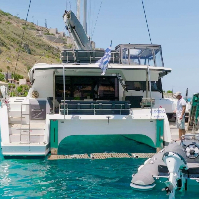 Alegria | Fountaine Pajot photo 2