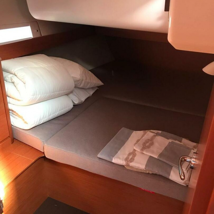 Ane | Dufour 460 GL photo 10