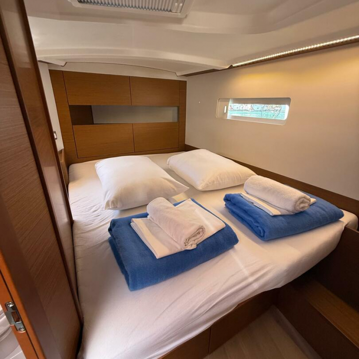 Sunset Kiss | Sun Odyssey 410 photo 17