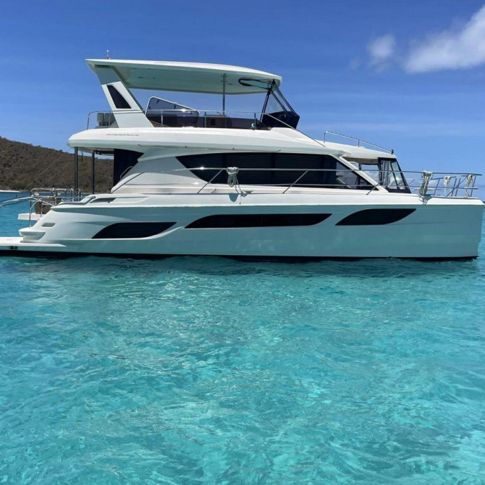 ThreeQuartersFull | Aquila 48 photo 1