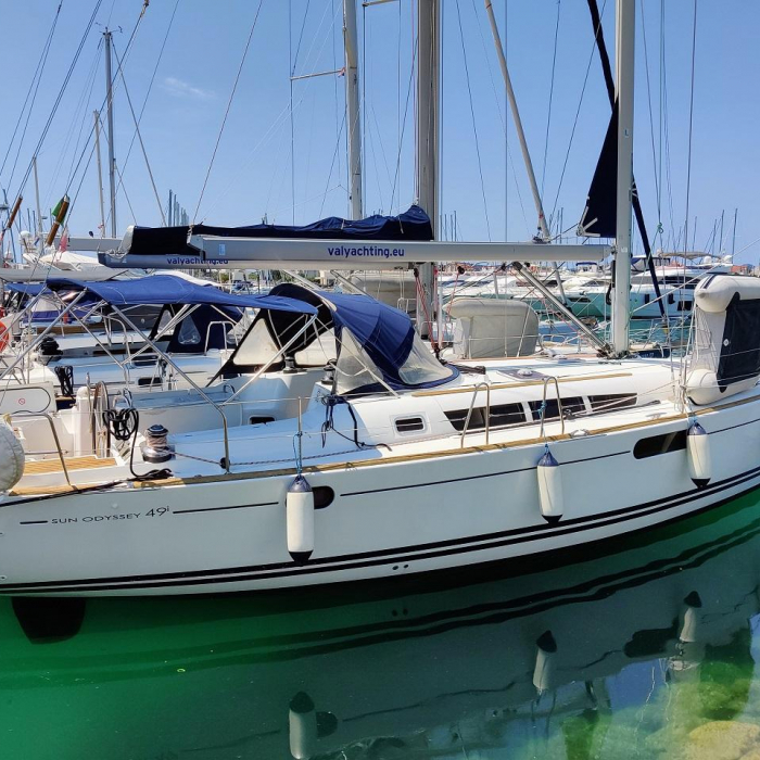 Lady Joanna | Sun Odyssey 49i photo 4